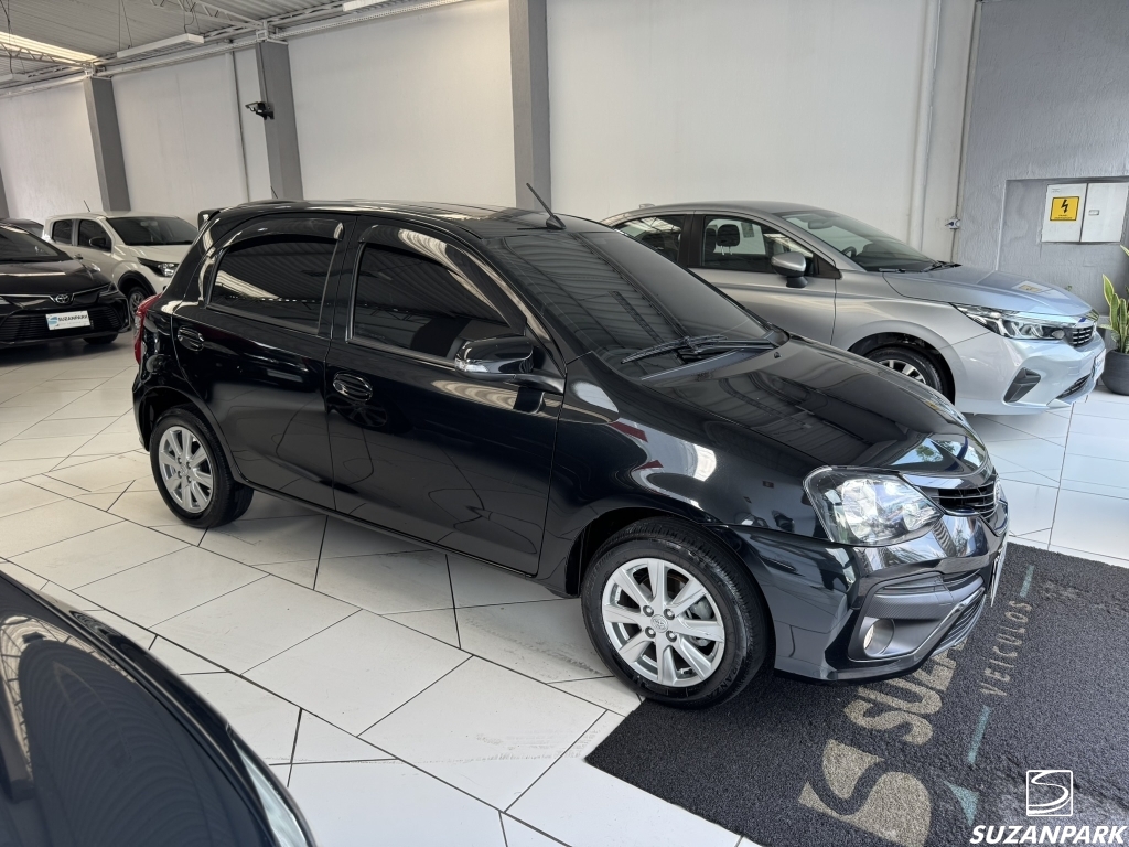 TOYOTA ETIOS HATCH X PLUS 1.5 AT