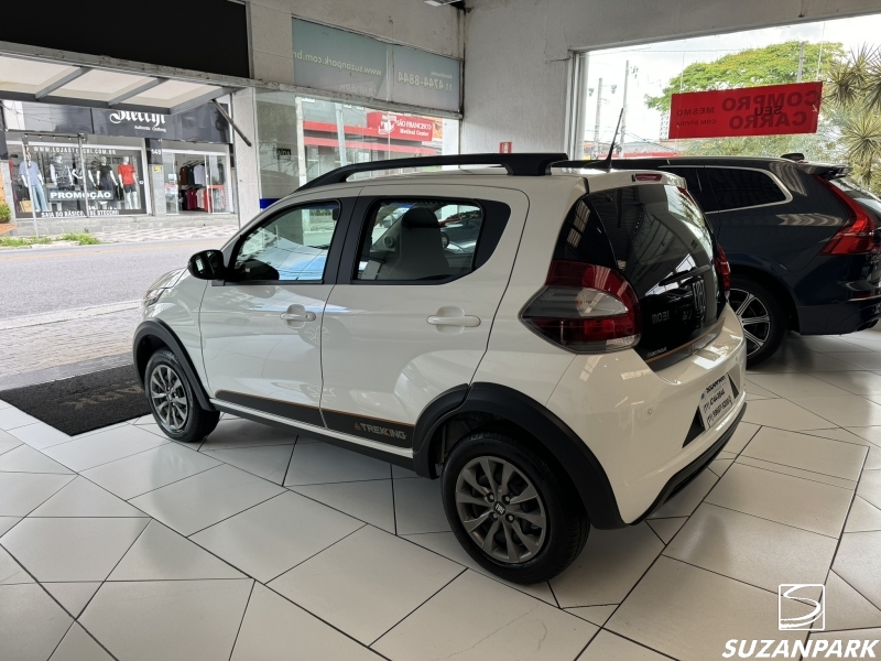 FIAT MOBI TREKKING 1.0 FLEX