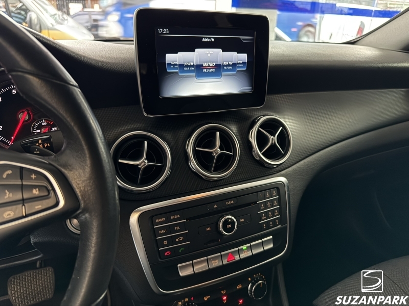 MERCEDES BENZ GLA 200 STYLE 1.6 TURBO